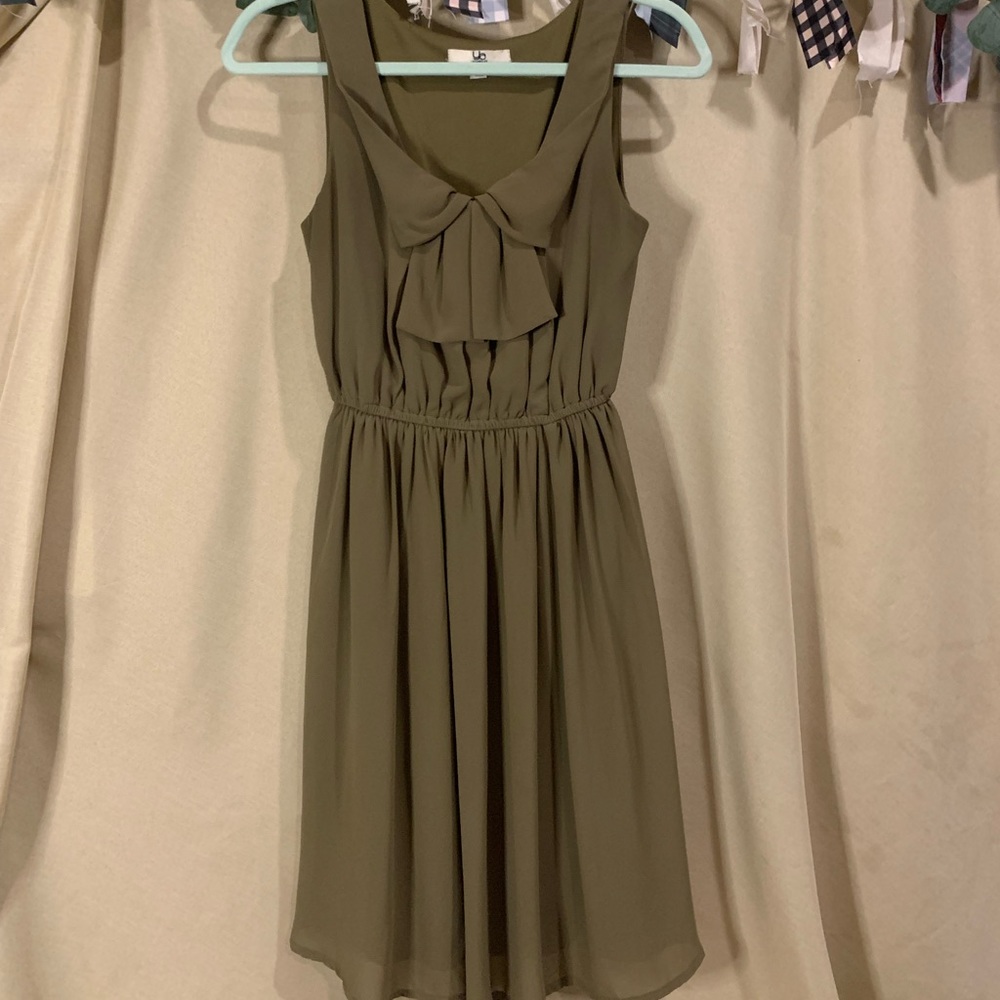 Gorgeous Olive Green Dress - Size S - Super Cute Style and Fit